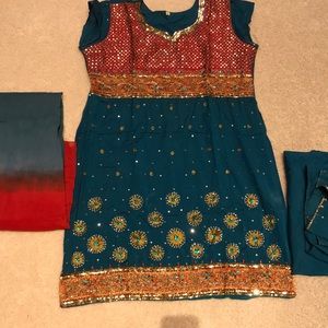 Indian clothing (dress)